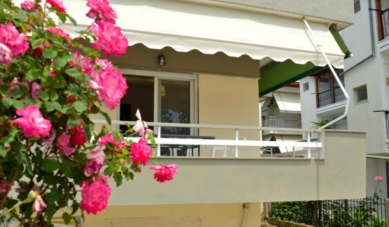 3S Apartments Nea Flogita Halkidiki Exterior foto